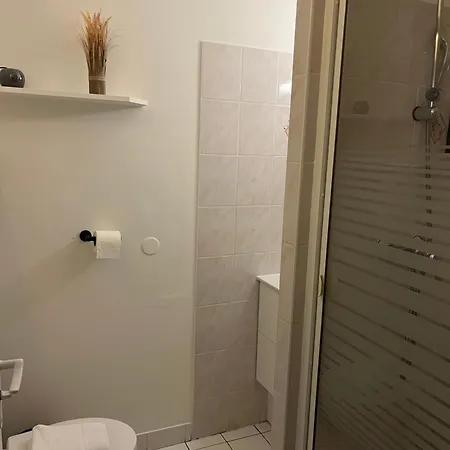 Lapeyronie Otel 2*