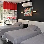 Hotel Lapeyronie 2*