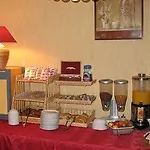 Lapeyronie Hotel 2*