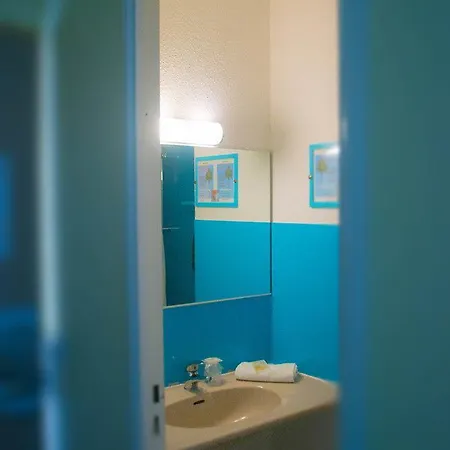 Lapeyronie Otel 2*