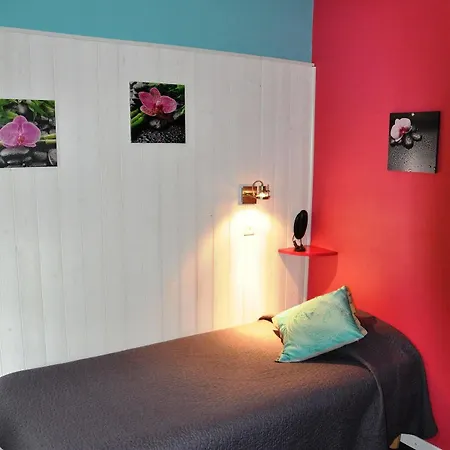 Lapeyronie Otel 2*