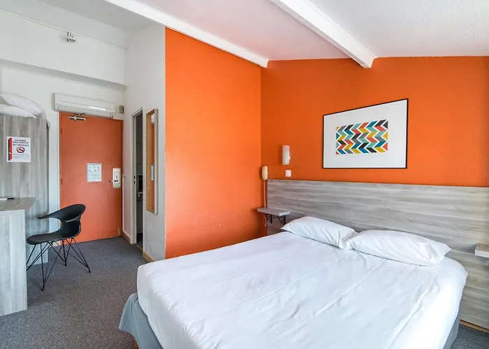 Lapeyronie 2* Монпелье