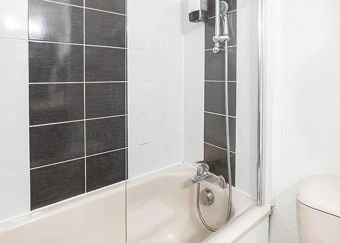 Lapeyronie Отель Монпелье