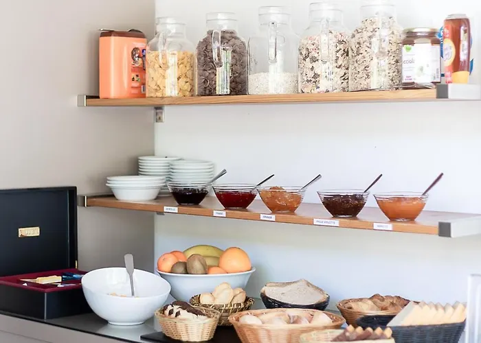 Отель Lapeyronie Монпелье