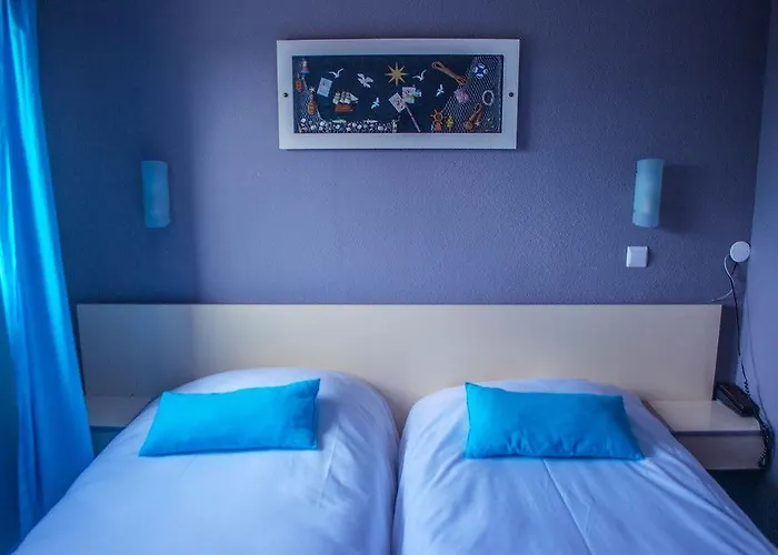 Lapeyronie Отель