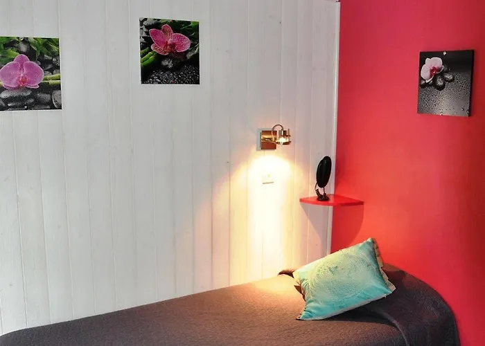 Lapeyronie Otel 2*