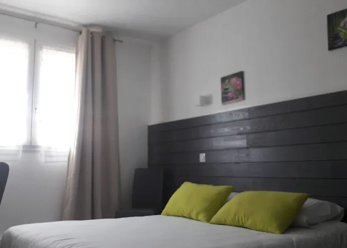 Отель Lapeyronie